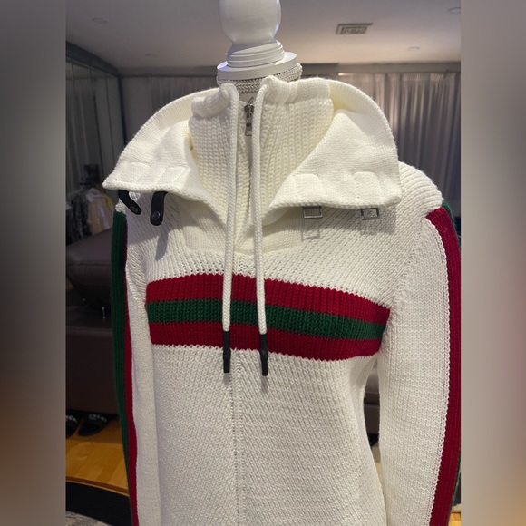 men's sweater with tags - Picture 3 of 4